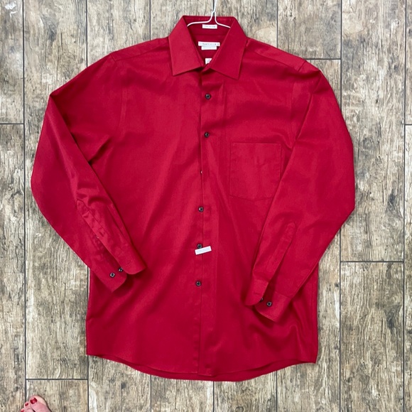 EUC VanHeusen button down - Picture 1 of 2